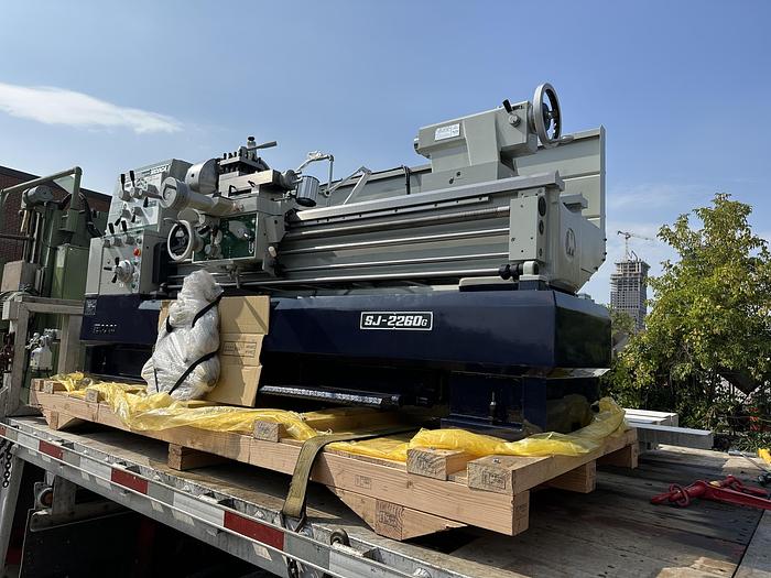 Used 20" X 87" DAHLIH, VERTICAL / HORIZONTAL MILLING MACHINE