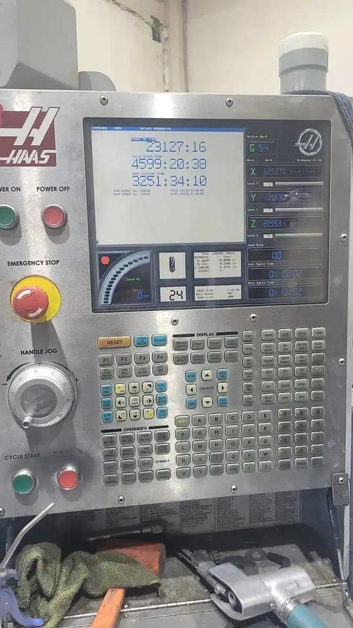 Used 50"X, 20"Y, 25"Z, HAAS, 2007, VF-4B, CNC VERTICAL MACHINING CENTER
