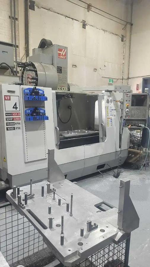 Used 50"X, 20"Y, 25"Z, HAAS, 2007, VF-4B, CNC VERTICAL MACHINING CENTER