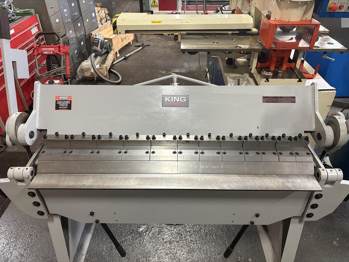 Used 2016 KING INDUSTRIAL, 48" 12 GA BOX & PAN BRAKE