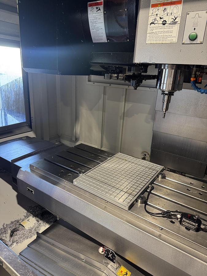 Used SMART MACHINE TOOL MODEL SM 1000 VERTICALK MACHINING CENTERT -2020