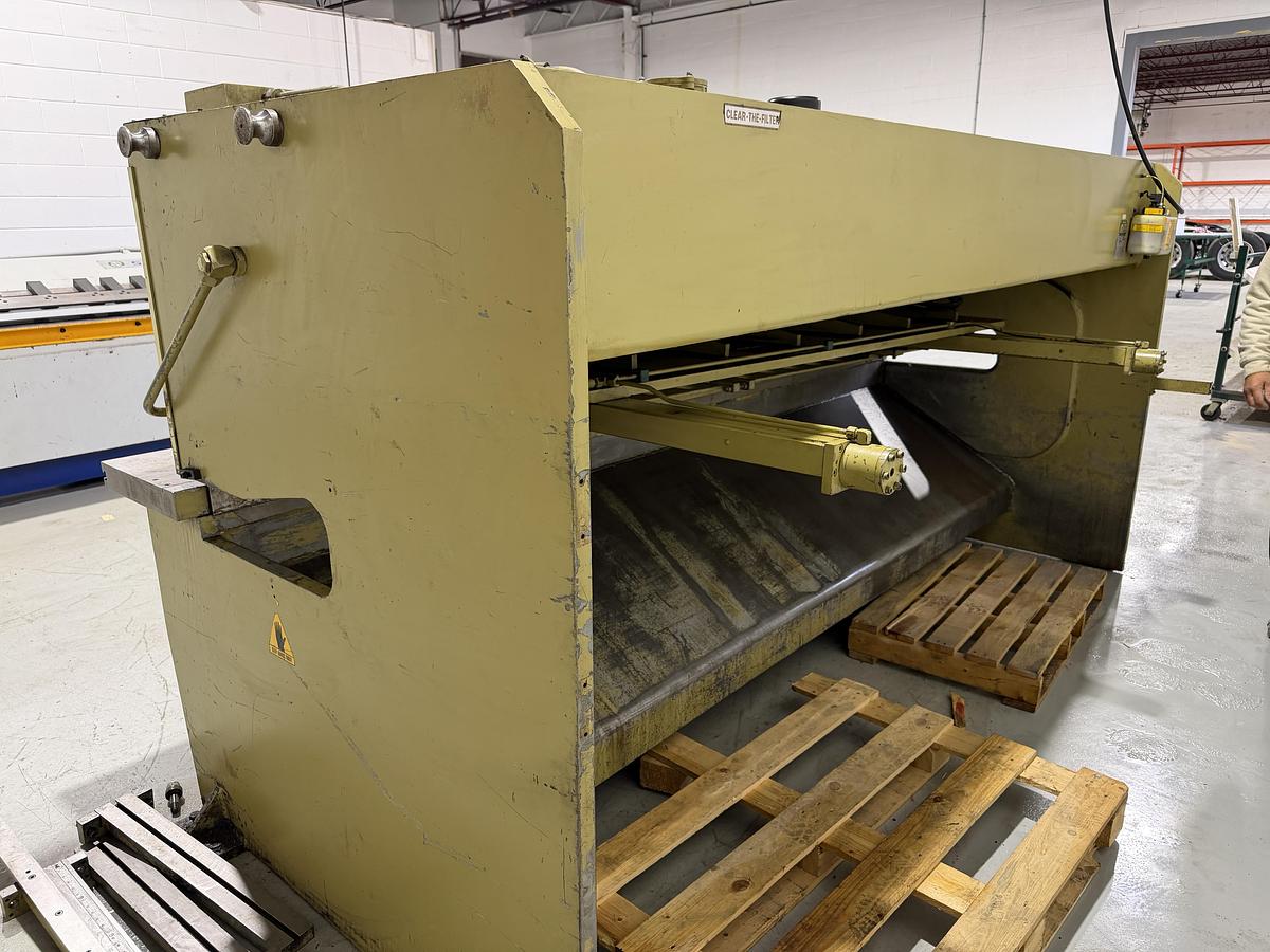 Used 10 GA X 10' FARINA, HYDRAULIC SHEAR
