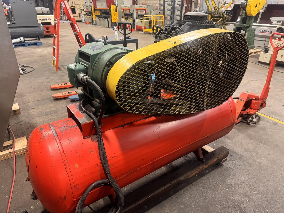 Used 20 HP, DEVILBISS, PISTON TYPE AIR COMPRESSOR, W/DRYER