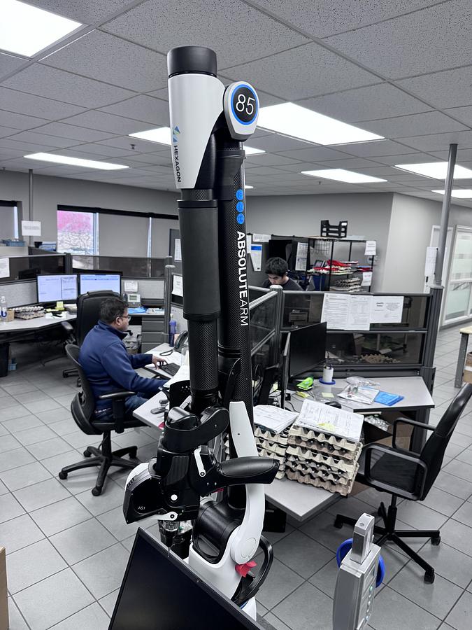 Used HEXAGON ABSOLUTE ARM V3P, 7 AXIS SCANNER AND PROBING