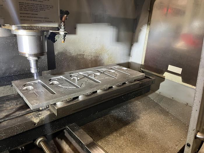 Used 40"X, 20"Y, 16"Z, HAAS, TM-3P, CNC VERTICAL TOOLROOM MILL