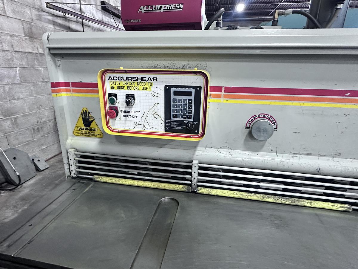 Used ACCURSHEAR 10' X 1/4" HYDRAULIC SHEAR