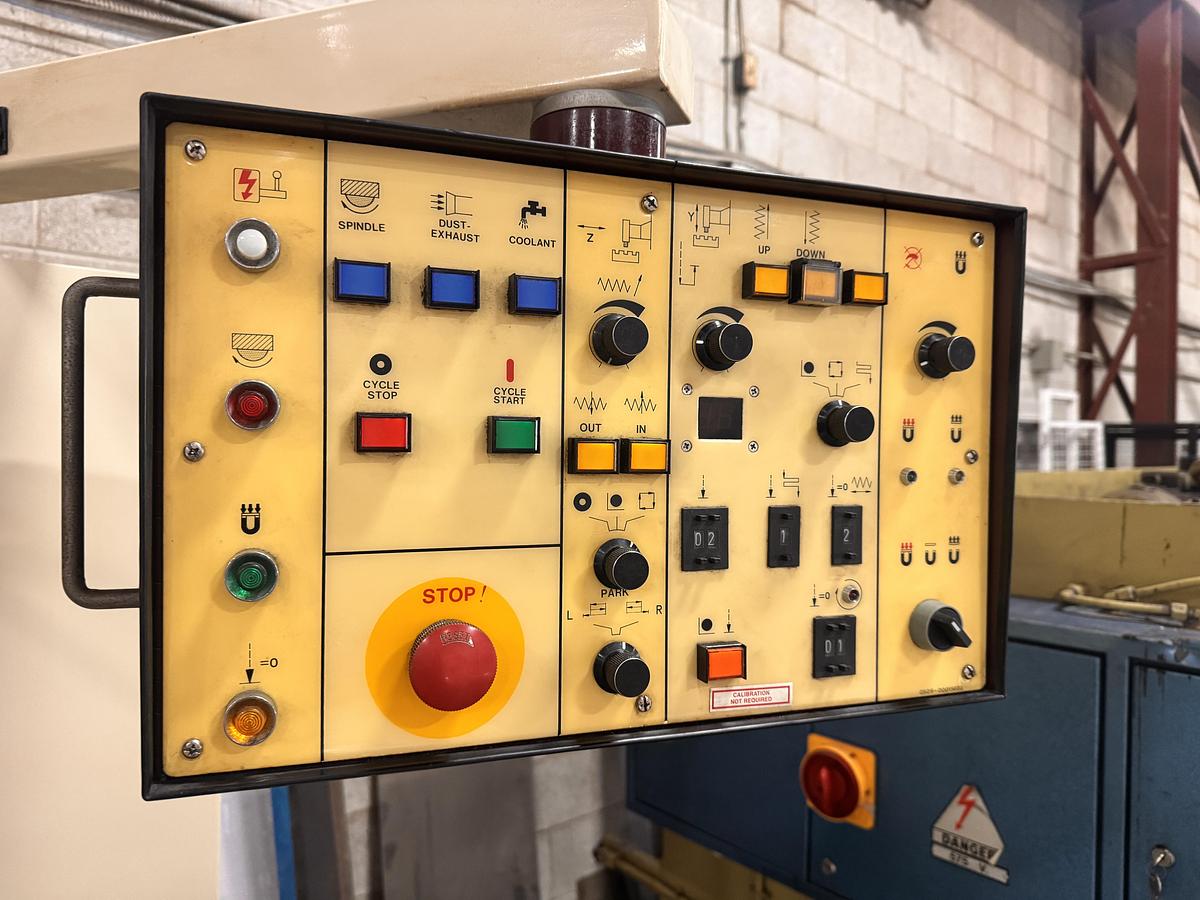 Used 8" X 18" CHEVALIER, FULLY AUTOMATIC HYDRAULIC SURFACE GRINDER