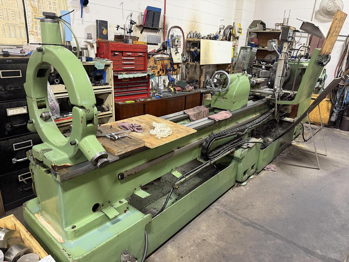 Used 24" x 120" POTISJE MANUAL ENGINE LATHE