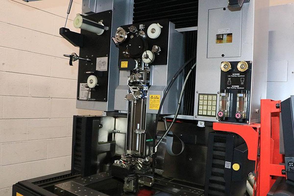 Used SODICK MODEL AG400L WIRE EDM MACHINE -2012