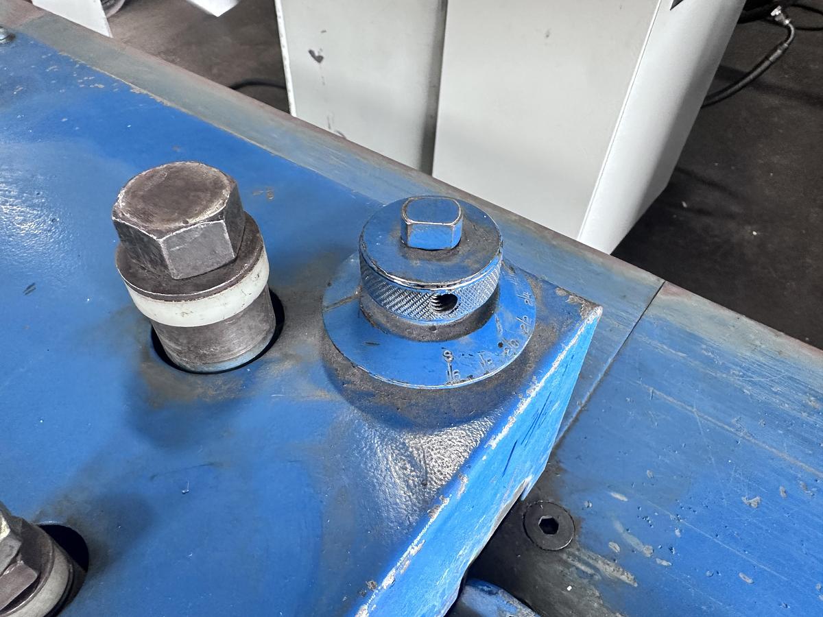 Used LOCKFORMER, 14 GAUGE PITTSBURGH, 7-STATION ROLLFORMER