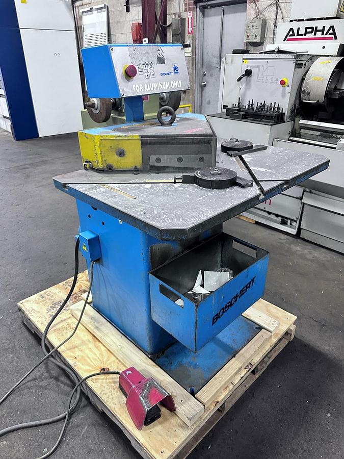 Used 8-7/8" X 8-7/8" X 1/4", BOSCHERT HYDAULIC CORNER NOTCHER