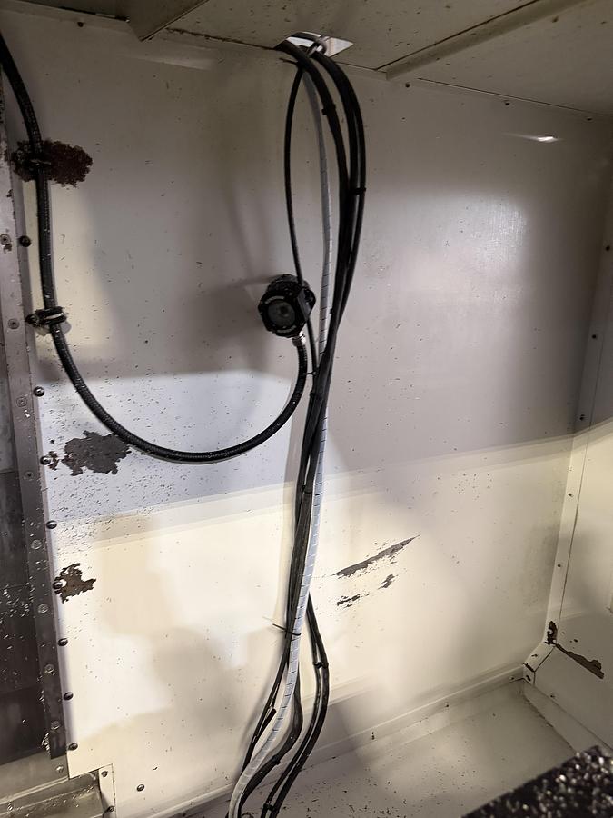 Used 50"X, 20"Y, 25"Z, HAAS, VF-4B, 2007 CNC VERTICAL MACHINING CENTER 