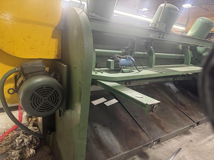 Used Cincinnati 12’x 3/8” Mechanical Shear 