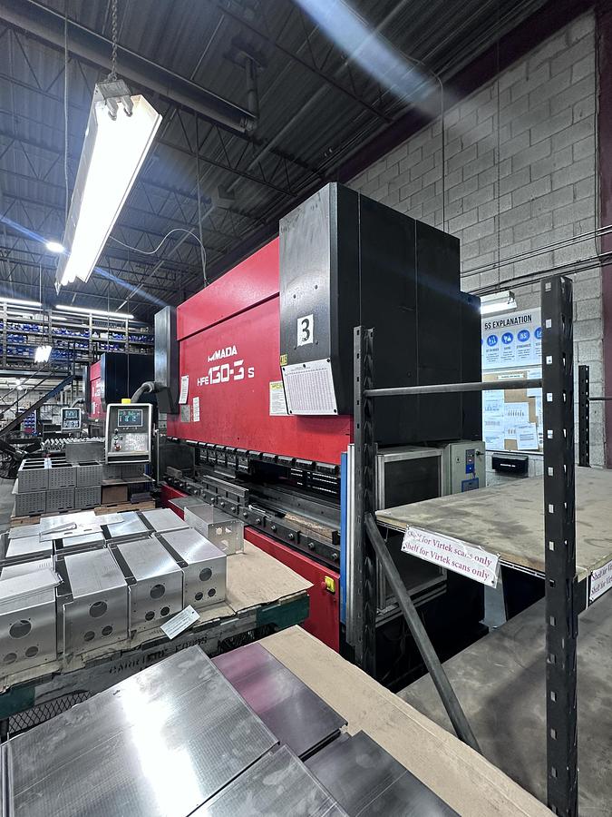 Used 143 TON X 10' AMADA, MODEL HFE 130-3S, CNC HYDRAULIC PRESS BRAKE