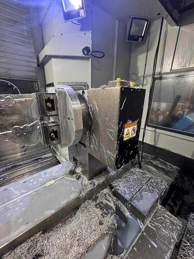 Used HAAS MODEL EC-1600ZT-5AX HORIZONTAL MACHINING CENTER WITH INTEGRATED B AXIS AND 5 AXIS ROTARY TABLE -2019 