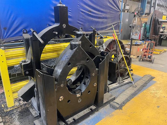 Used 40" x 240" TOS, HEAVY DUTY ENGINE LATHE, MODEL SU125