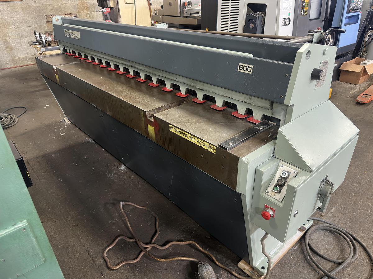 Used 10 GA. X 100", EDWARDS, MECHANICAL SHEAR