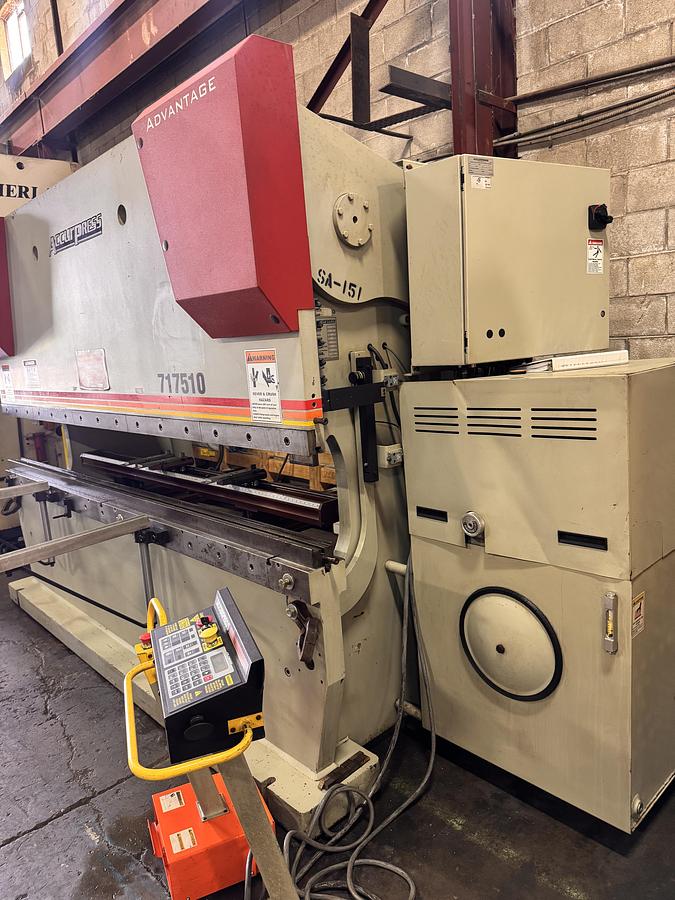 Used 175 TON X 10' ACCURPRESS, 717510, 2010, CNC HYDRAULIC PRESS BRAKE