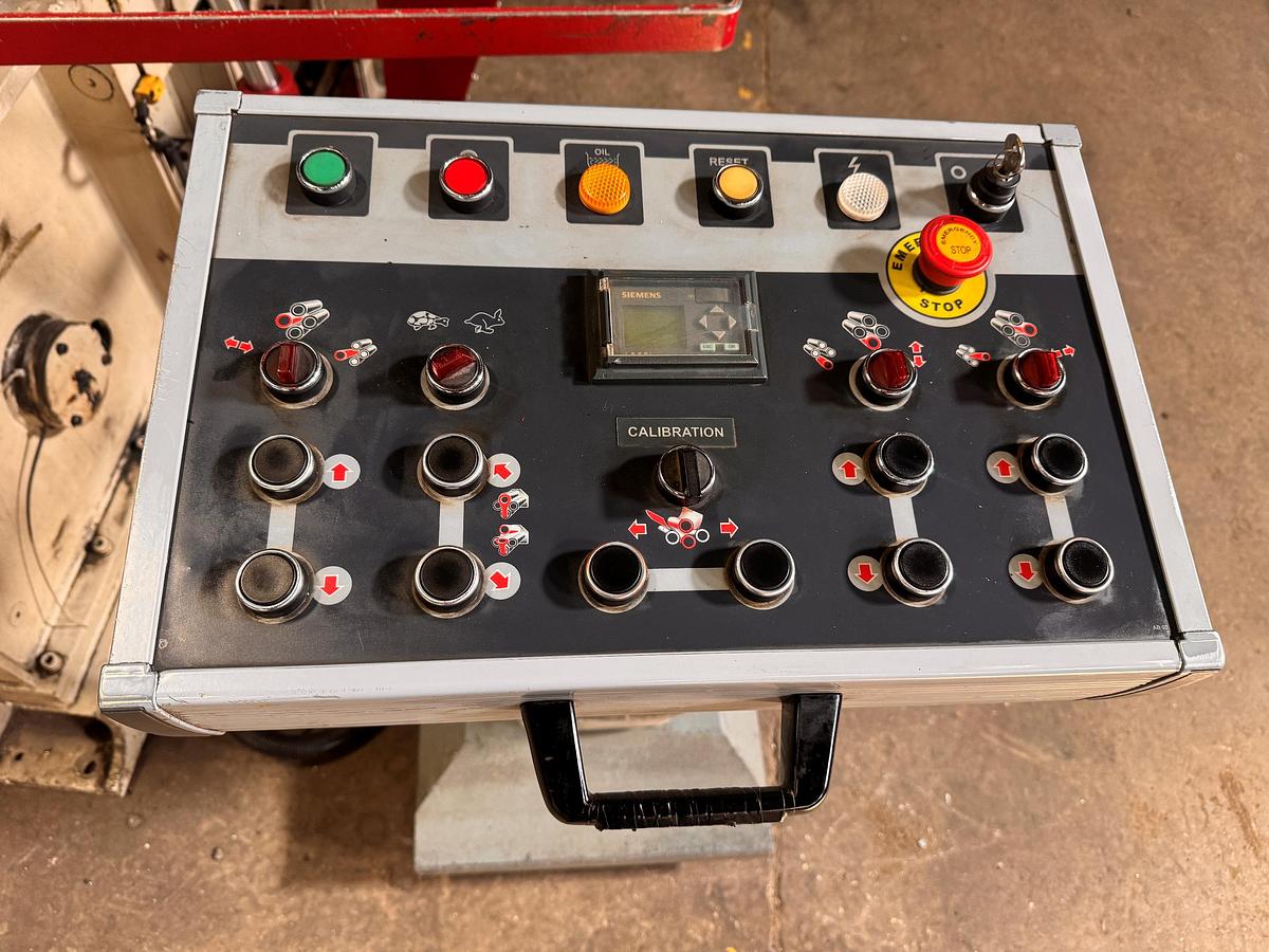 Used 1/2" X 8', AKYAPAK, 4-ROLL PLATE BENDING ROLLS