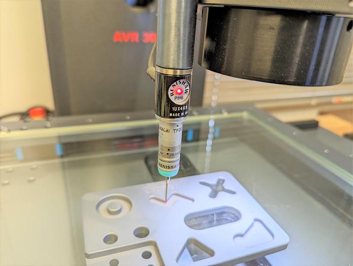 Used 12"X, 8"Y, 8"Z, STARRETT, 2020, MODEL AVR300, VISUAL MEASURING SYSTEM, LIKE NEW !