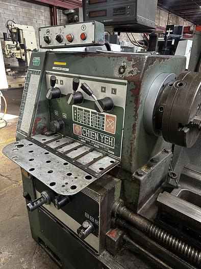 Used 26" X 62" CHIEN YEH, ENGINE LATHE