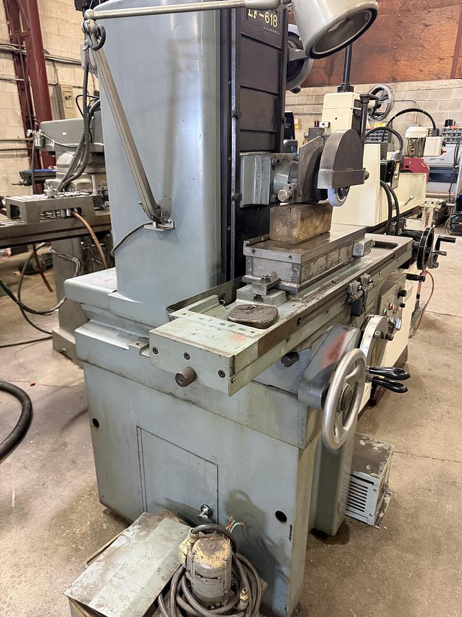 Used LIEN FENG 6" X 18" MNAUAL SURFACE GRINDER