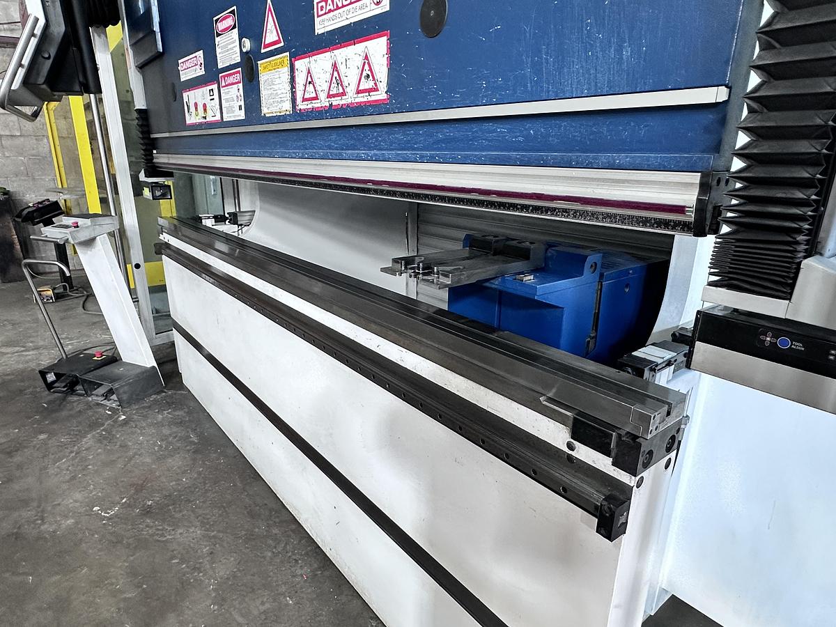 Used 94 TON X 107", TRUMPF, 2012, MODEL TRUBEND 5085, CNC HYDRAULIC PRESS BRAKE