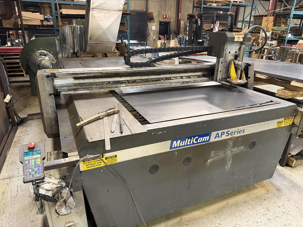 Used MULTICAM 5' X 10 PLASMA MACHINE W/ HYPERTHERM POWERMAX 