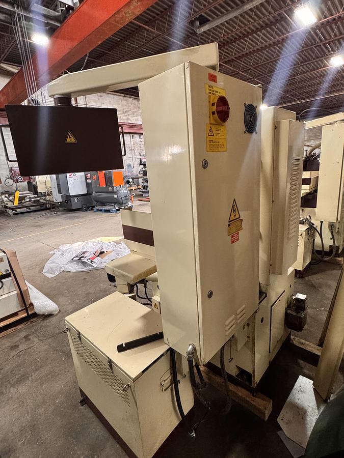 Used 8" X 18" CHEVALIER, FULLY AUTOMATIC HYDRAULIC SURFACE GRINDER