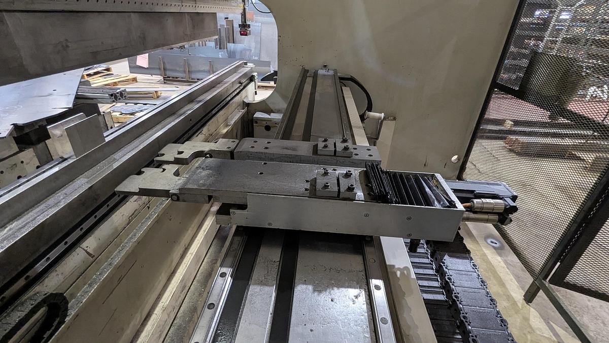 Used 350 TON X 15', LVD, CNC HYDRAULIC PRESS BRAKE