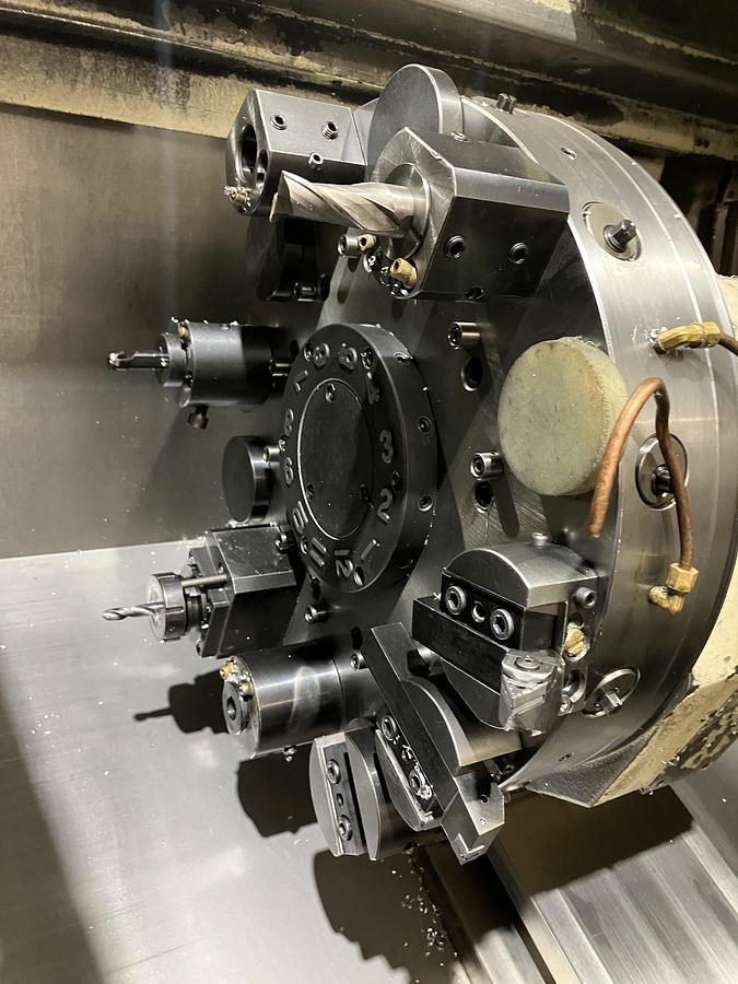 Used OKUMA CAPTAIN 470M CNC TURNING CENTER W/MILLING & TAILSTOCK, NEW 2003