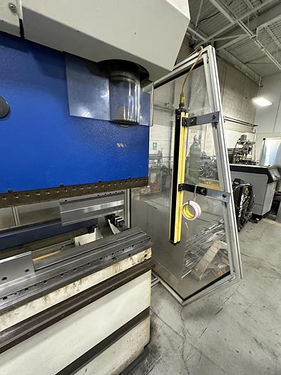 Used TRUMPF 187 TON CNC PRESS BRAKE , MODEL V170
