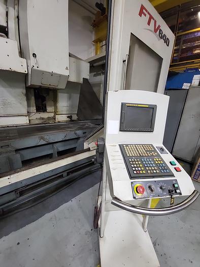 Used 2004 CINCINNATI TRAVELING COLUMN - FIXED TABLE VERTICAL MACHINING CENTER