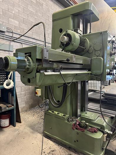 Used TOS W100A MANUAL HORIZONTAL BORING MILL