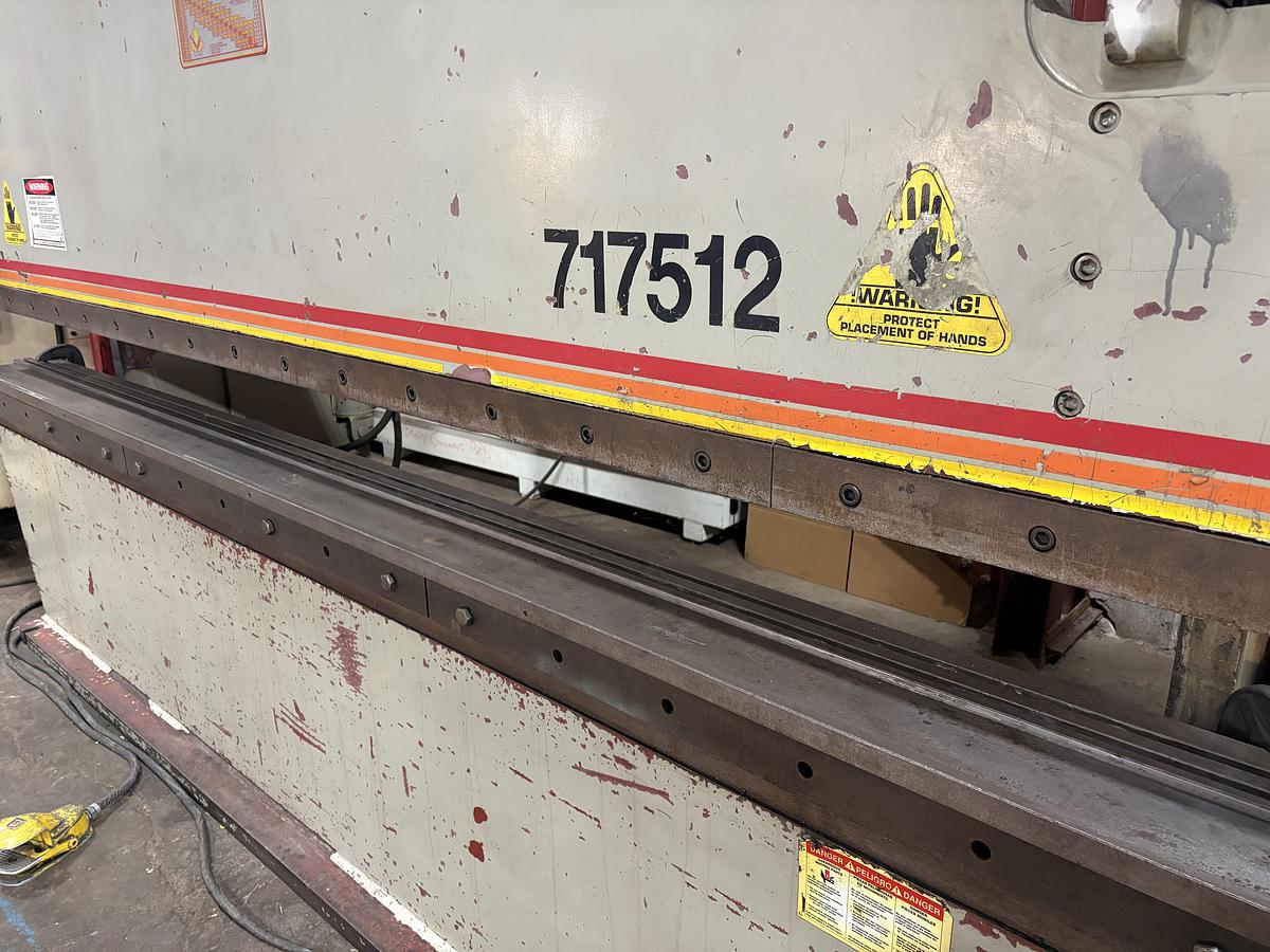 Used 175 TON x 12', ACCURPRESS, 717512, HYDRAULIC BRAKE PRESS