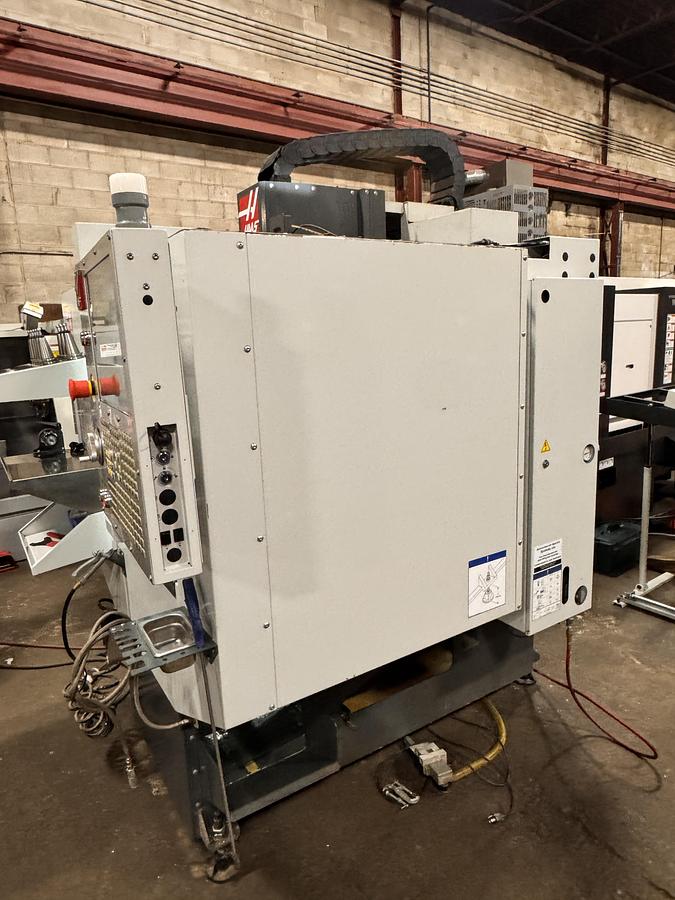 Used 16"X, 14"Y, 15"Z, HAAS, SUPER MINI MILL, 2019, CNC VERTICAL MACHINING CENTER