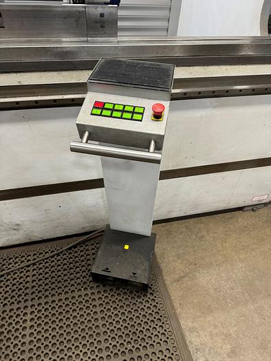 Used 94 TON X 107", TRUMPF, 2010, CNC PRESS BRAKE, MODEL 5085SX