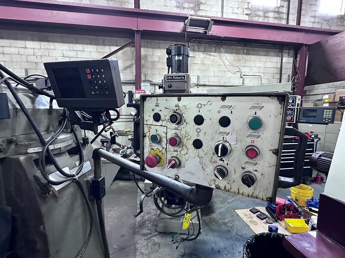 Used 10" X 51", FIRST, LC20-VSG, VERTICAL MILLING MACHINE