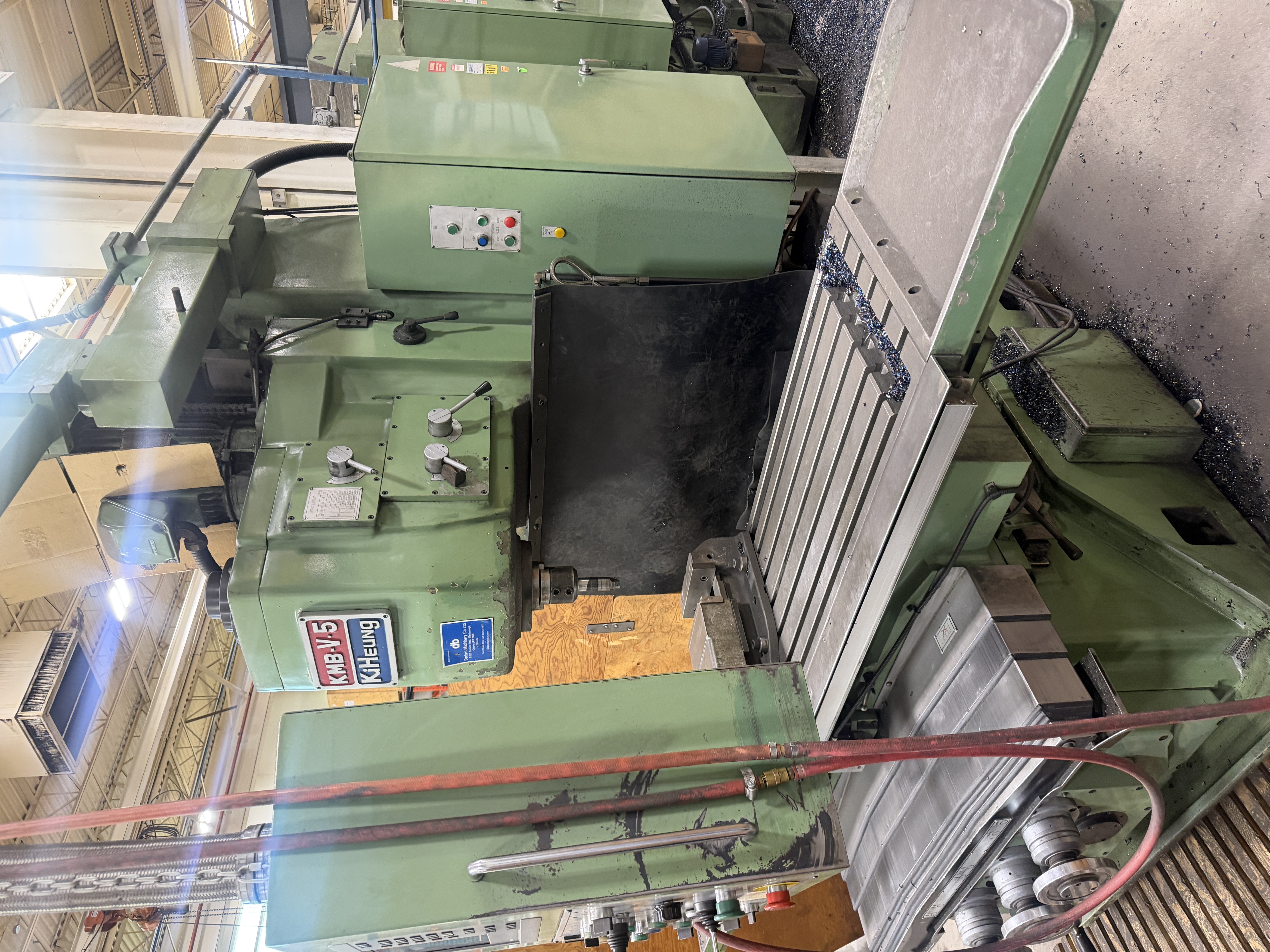 Used 21" X 78" KIHEUNG , MODEL KMB-V-5, VERTICAL MILLING MACHINE