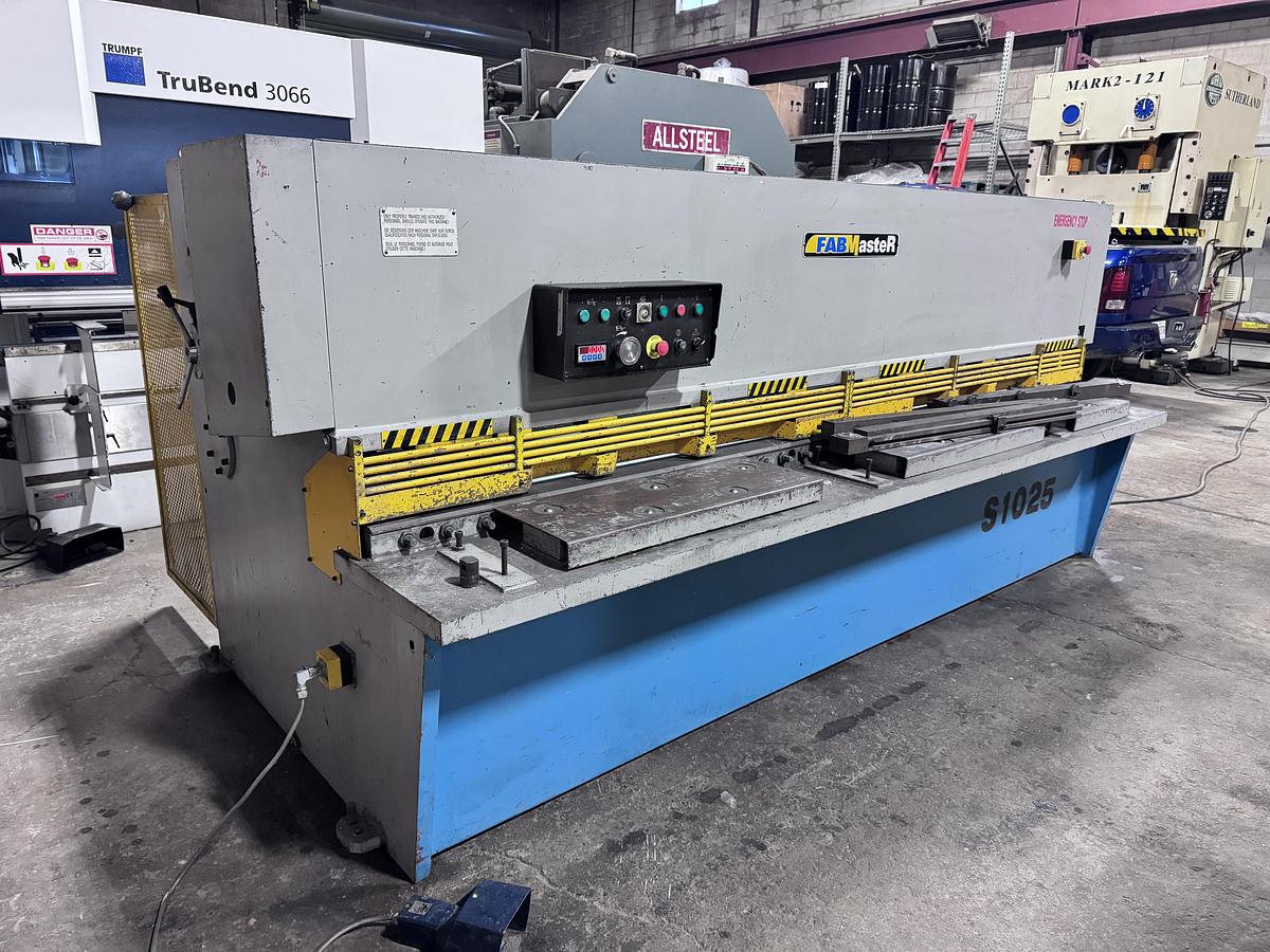Used 1/4" X 10' FABMASTER HYSDRAULIC SHEAR