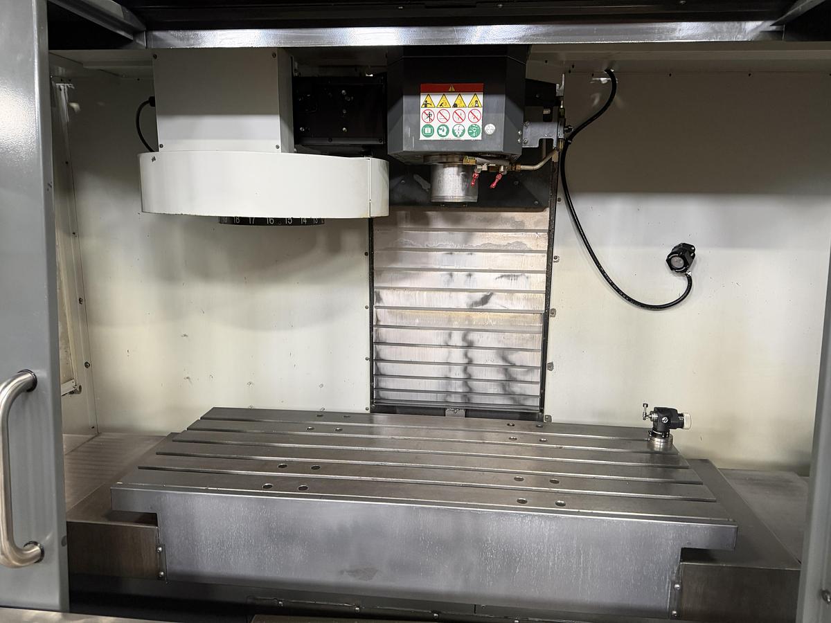 Used 50"X, 20"Y, 25"Z, HAAS, VF-4, 2021, CNC VERTICAL MACHINING CENTER