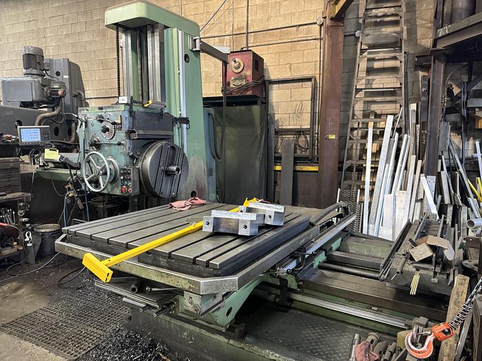 Used Used 1967 TOS W100 BORING MILL in Concord, Ontario, Canada
