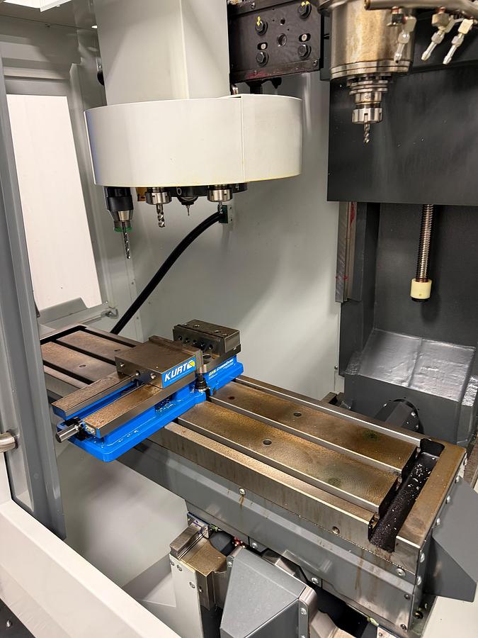 Used 30"X, 16"Y, 16"Z, HAAS, TM-1P, 2020, CNC VERTICAL TOOLROOM MILL