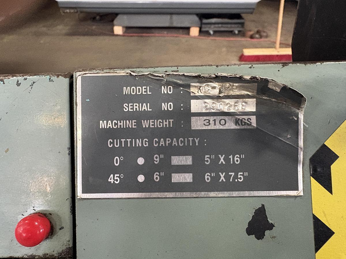Used KING INDUSTRIAL, KC-225, HORIZONTAL BAND SAW