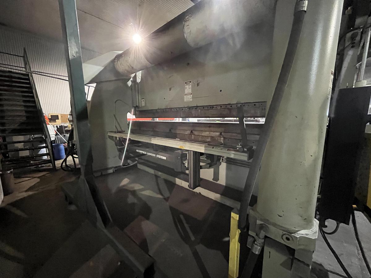 Used ACCURPRESS 600 TON X 16' CNC PRESS BRAKE -2016