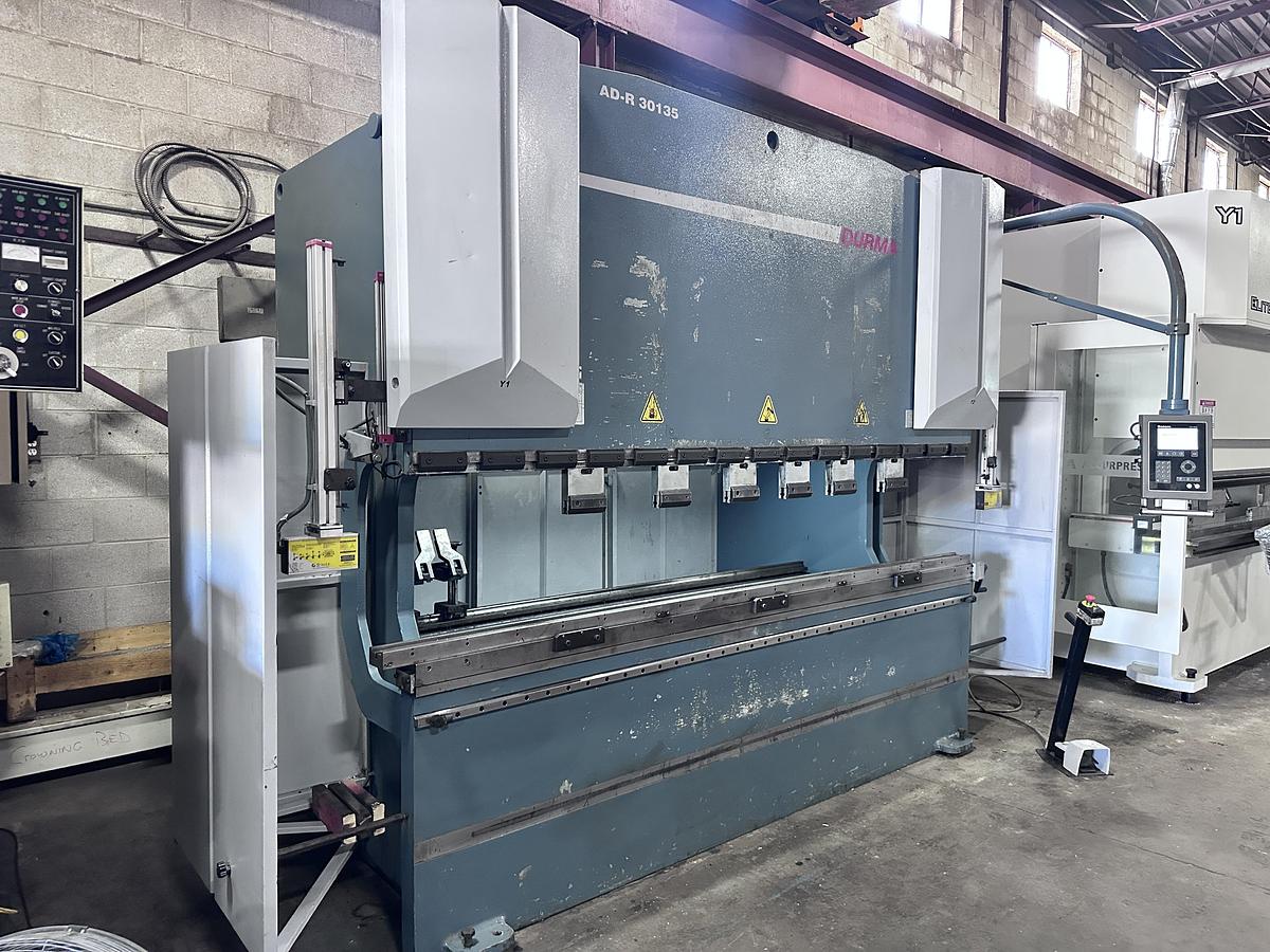 Used 150 TON X 10', DURMA, CNC HYDRAULIC PRESS BRAKE