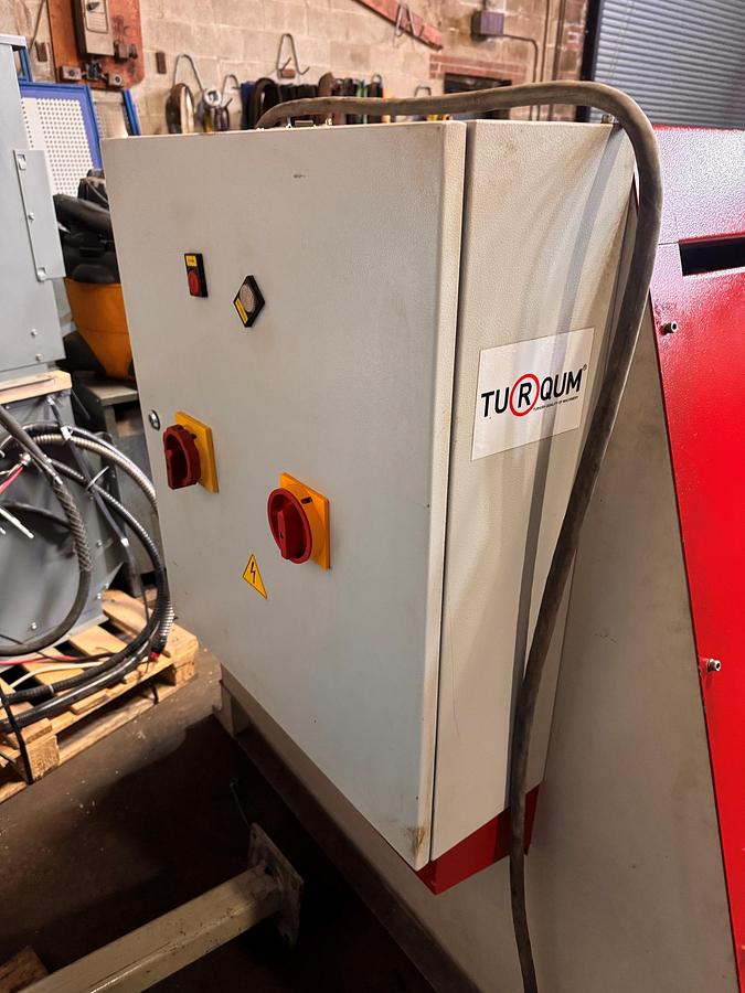 Used 1/2" X 8', AKYAPAK, 4-ROLL PLATE BENDING ROLLS