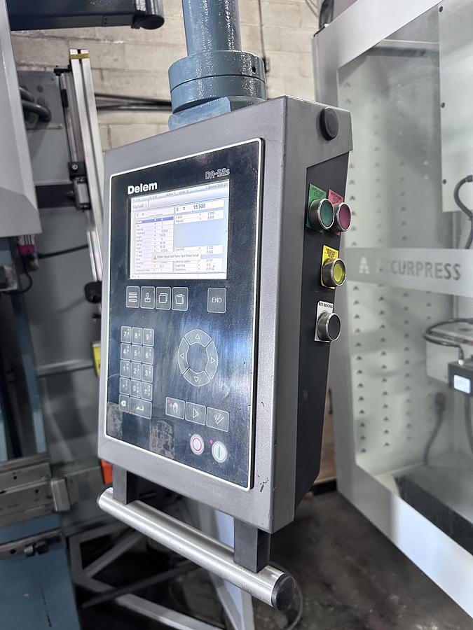 Used 150 TON X 10', DURMA, CNC HYDRAULIC PRESS BRAKE