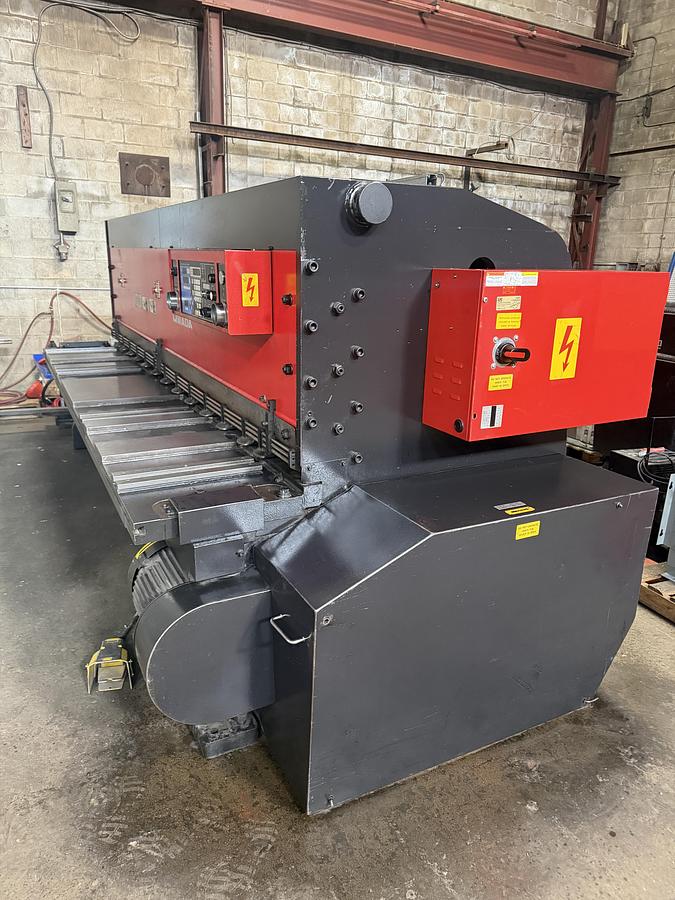 Used AMADA M3060 10' x 1/4" MECHANICAL SHEAR W/ SHEET SUPPORT SYSTEM -2003