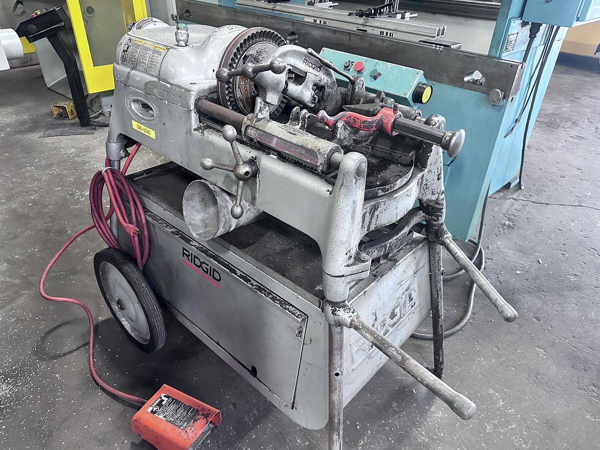Used RIGID, MODEL 535, PIPE THREADING MACHINE